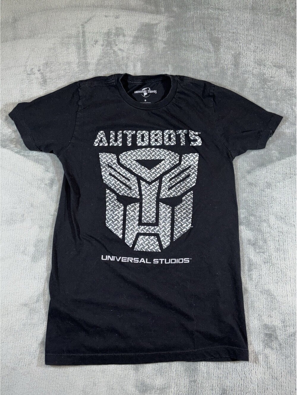 Universal Studios Transformers Autobots Black Movie T-Shirt Size Small Textured
